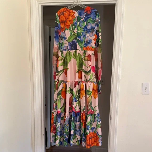 Beautiful and Fun Multicolor Floral Tiered Maxi Dress - Women’s Small - Picture 7 of 7